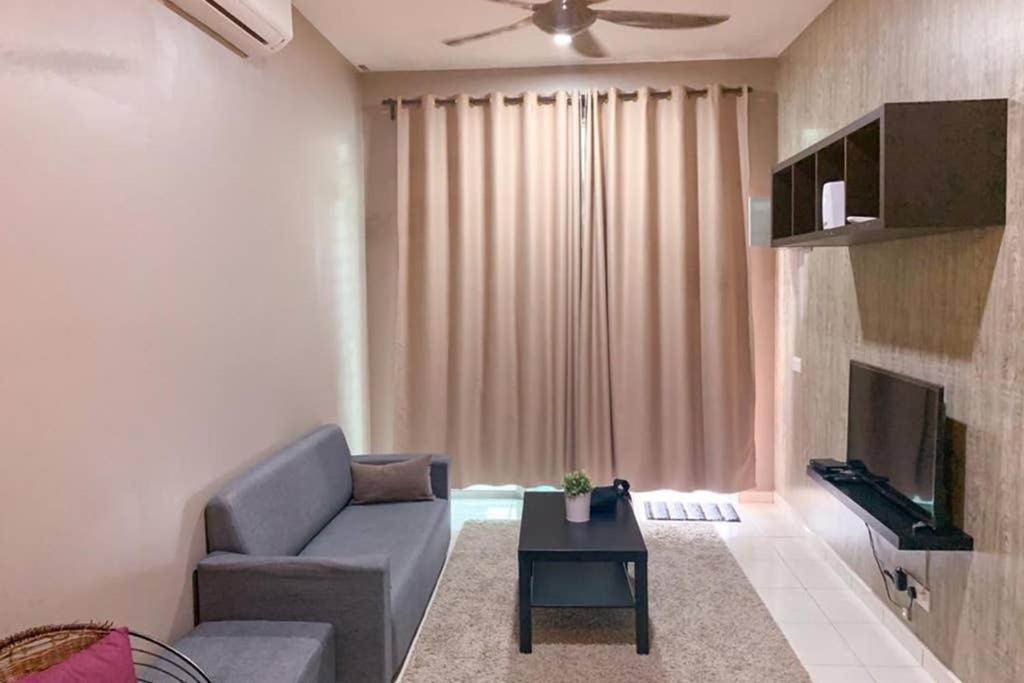 Si_Homestay4U Malacca Екстер'єр фото
